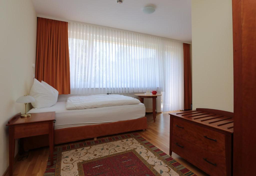 Hotel Am Rossberg Altenahr Ngoại thất bức ảnh