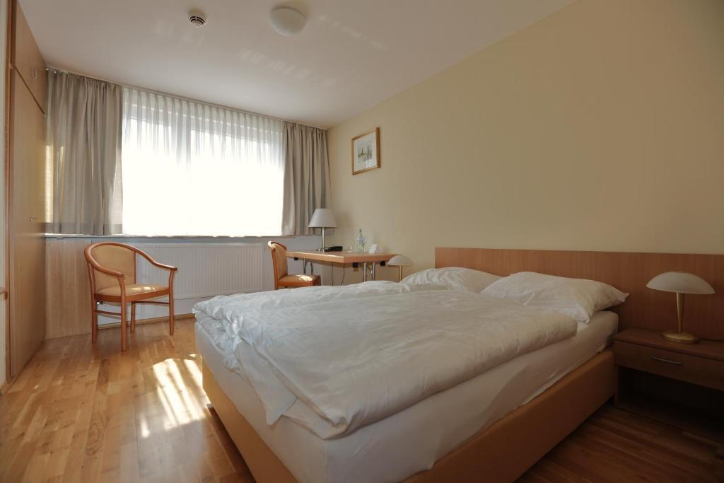 Hotel Am Rossberg Altenahr Phòng bức ảnh