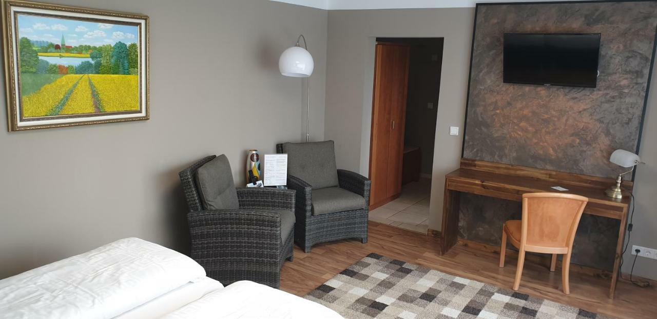 Hotel Am Rossberg Altenahr Ngoại thất bức ảnh