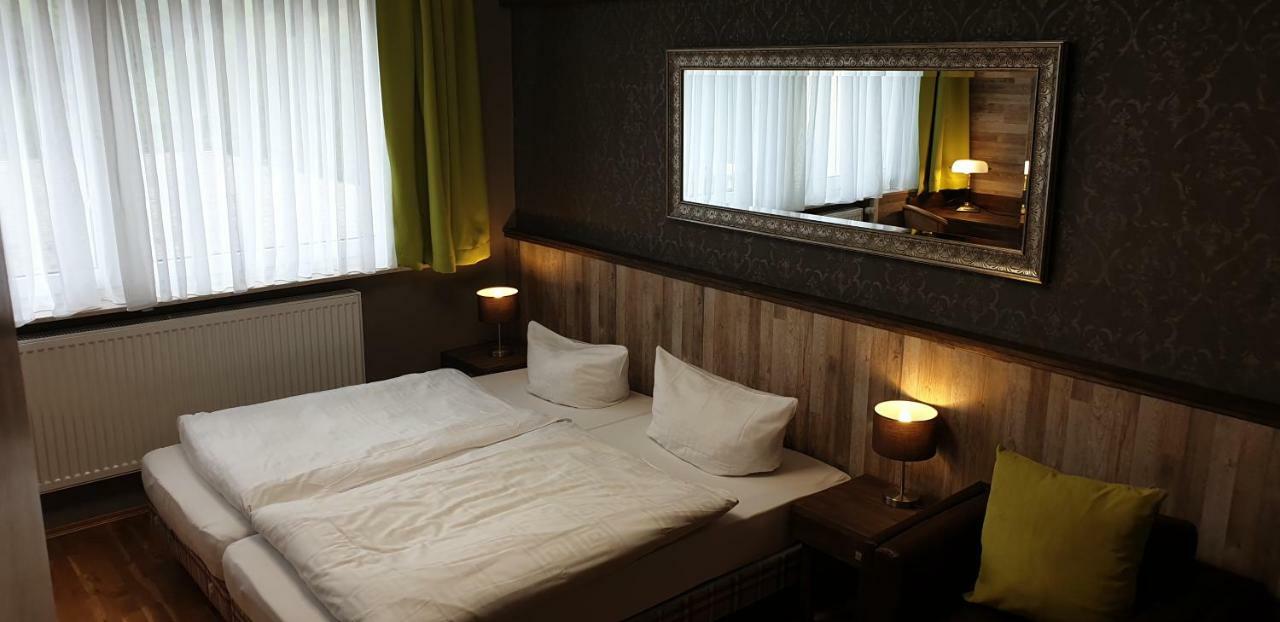Hotel Am Rossberg Altenahr Ngoại thất bức ảnh
